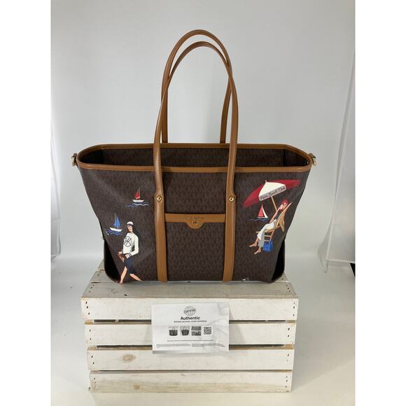 MICHAEL KORS, EXTRA LARGE SIGNATURE PVC LEATHER TOTE BAG - Picture 1 of 14